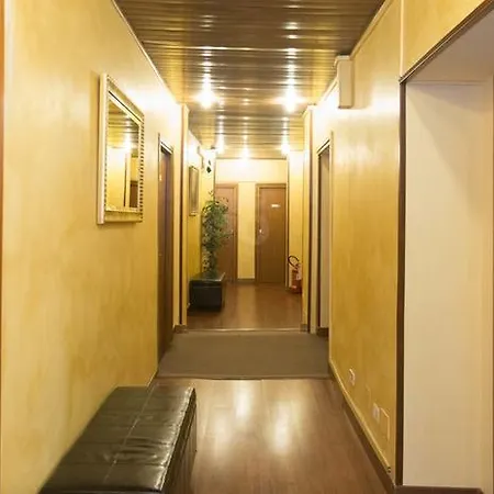 Hotel Azzurra 2*